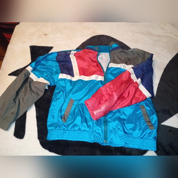 80s style windbreaker - Picture 2 of 5